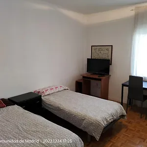 En Piso Con Bano Y Cocina Compartido Habitación en casa particular