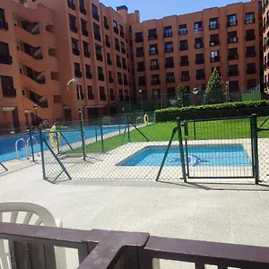 En Madrid, A Unos Minutos Del Aeropuerto Airport Barajas, Plenilunio, Estadio De Futbol Metropolitano, Feria De Madrid, Clinica Navarra Apartamento