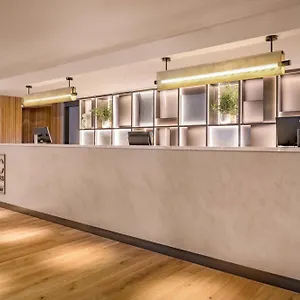 Hotel Ac Avenida De America By Marriott, Madrid